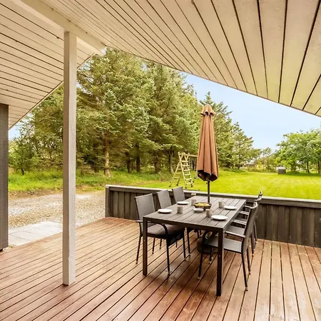 Gerlinde - 600m From The Sea By Interhome Lokken